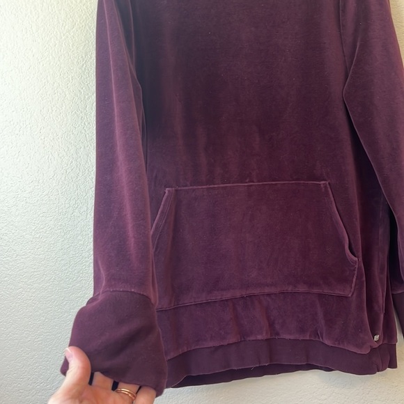 Fabletics crewneck sweater velour purple size large - Picture 9 of 11